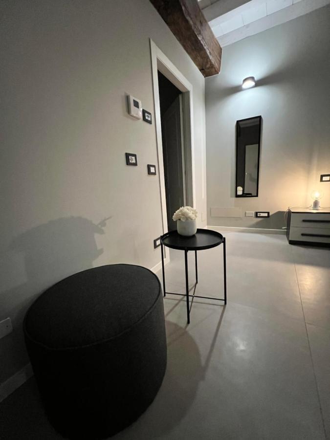V&B Suites And Apartments 파비아 외부 사진